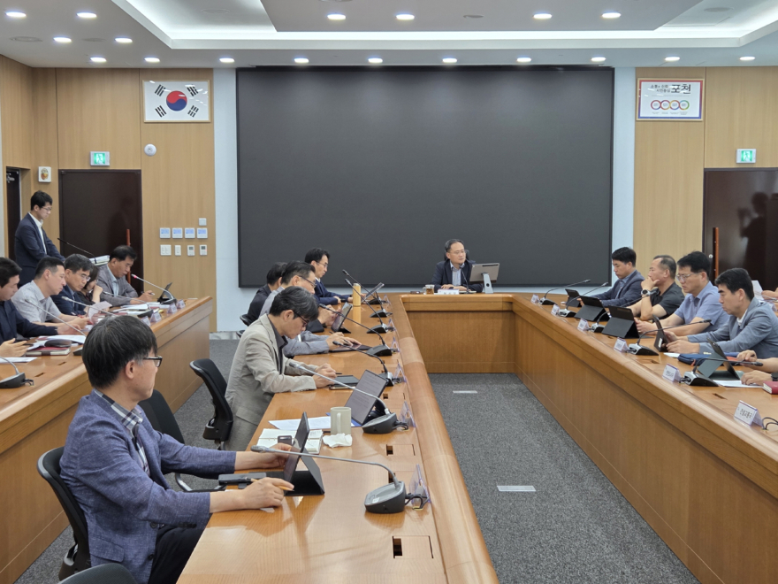 1-1 포천시, 민생회복 소비쿠폰 신청 앞두고 긴급 전담반 가동…지급 준비 착착(부시장님).jpeg