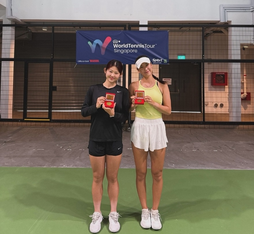 2.체육과(의정부시, 테니스팀 임희래 선수 ITF 싱가포르 국제투어 여자 복식 우승).jpg