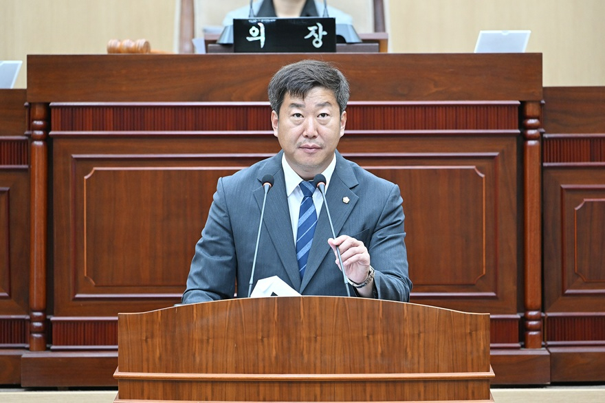 윤재구의원.jpg