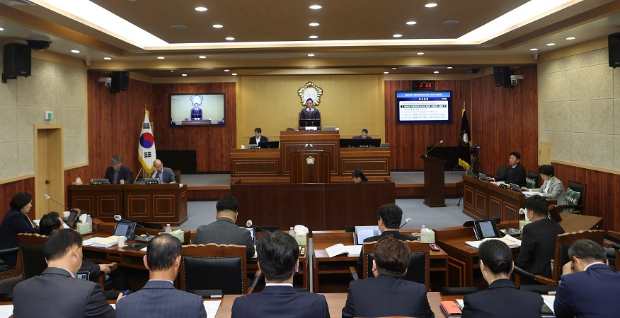20251021 보도자료(가평군의회 제333회 임시회 개회).JPG