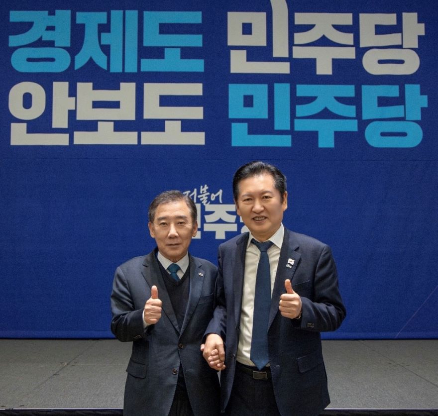 박윤국후보.jpg