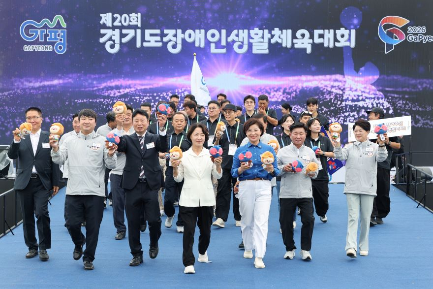 퍼포먼스.jpg