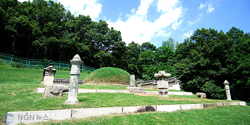 3.경순왕릉(출처_경기관광공사).png