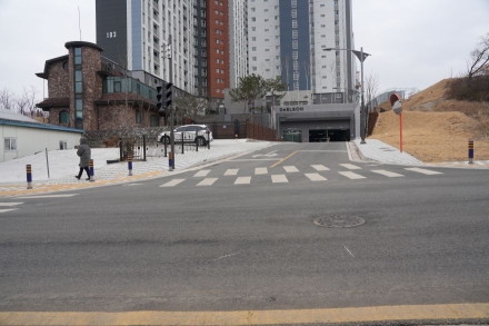 장기 미집행도로 개설·공원부지 해제 뒤 아파트 허가…전 군의원 “행정 결정 흐름 검증 필요” 증언