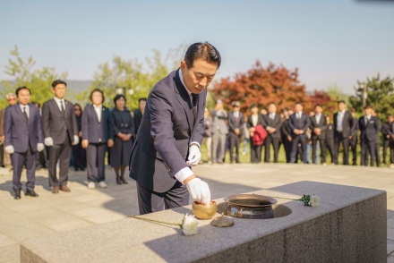 백영현 포천시장 국힘 예비후보, 충혼탑 참배…“더 큰 도약” 의지 다져