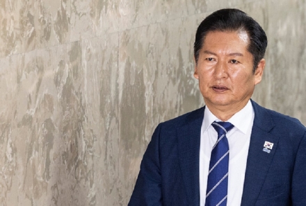 “정무 판단하라” 21번…후보 ‘사퇴 압박’ 녹취 파문