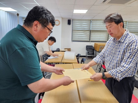 “전과 표현 축소 의혹”…신동진, 이진용 후보 선거공보 가평군선관위에 이의신청