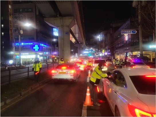 '언제, 어디서 단속될지 모른다'...경기북부 어젯밤 2시간 음주단속에 14명 적발