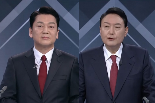 尹.安, 단일화 예고? “마지막 TV토론 넥타이 깔맞춤”