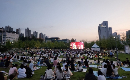 도, 환경보호 캠페인과 함께 하는 ‘일회용품 없는 잔디밭 영화제’ 열어