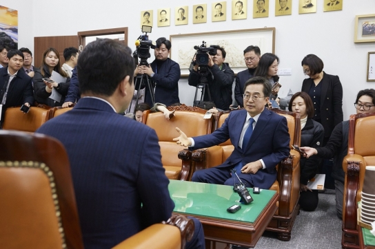 [확장재정 8] 김동연의 확장재정 실험, 지역 경제의 자립을 위한 도전