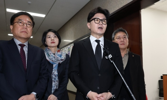 윤석열 대통령 탄핵, 국민의힘 내부 갈등 폭발
