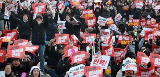 탄핵 이후, 국민의힘의 위기는 어디로 향하는가