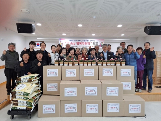 가평 설악면지사협,4~6월까지 취약계층 70가구에 생화와 생필품 전달