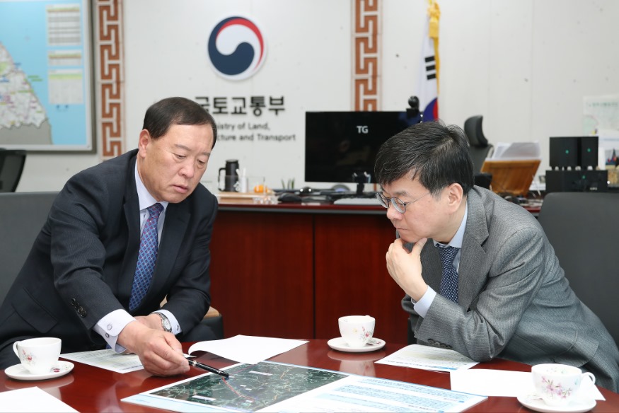 제2경춘국도 노선변경 건의 원주지방국토관리청 방문2.jpg