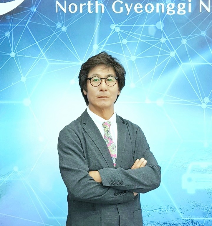 칼럼사진 Q.jpg
