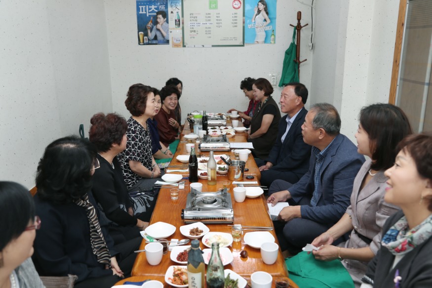 여성단체 간담회1.jpg