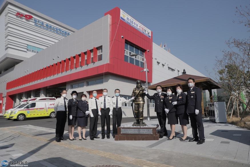 단체사진.JPG