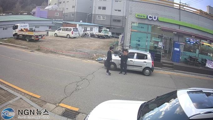 피해자와 만나는 피의자 [사진=파주경찰서].jpg